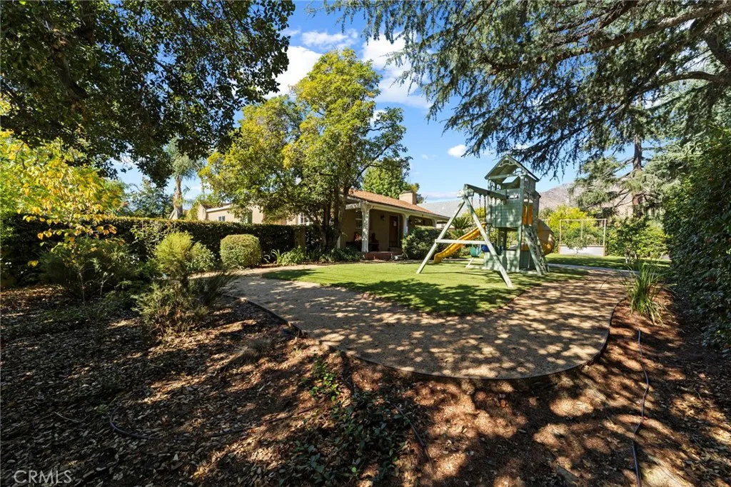 1697 N Allen, Pasadena, California 91104 home-pic-40