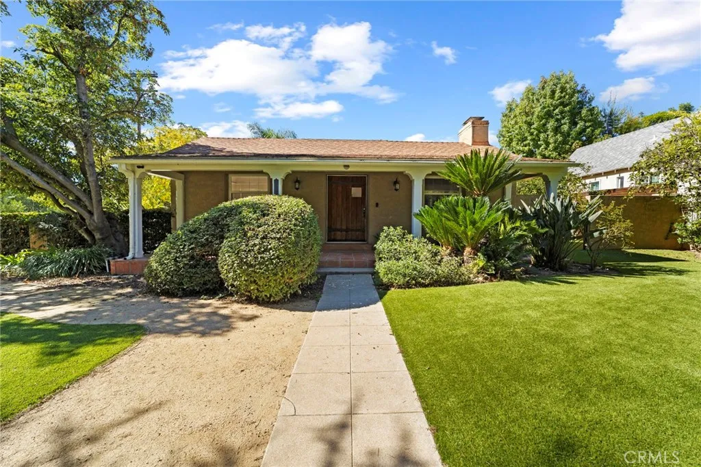 1697 N Allen, Pasadena, California 91104 home-pic-3