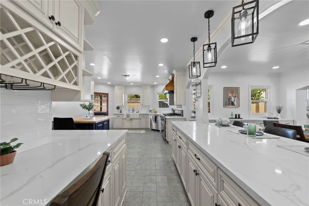 1697 N Allen, Pasadena, California 91104 home-pic-16