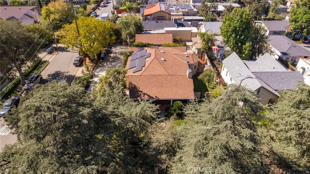 1697 N Allen, Pasadena, California 91104 home-pic-55