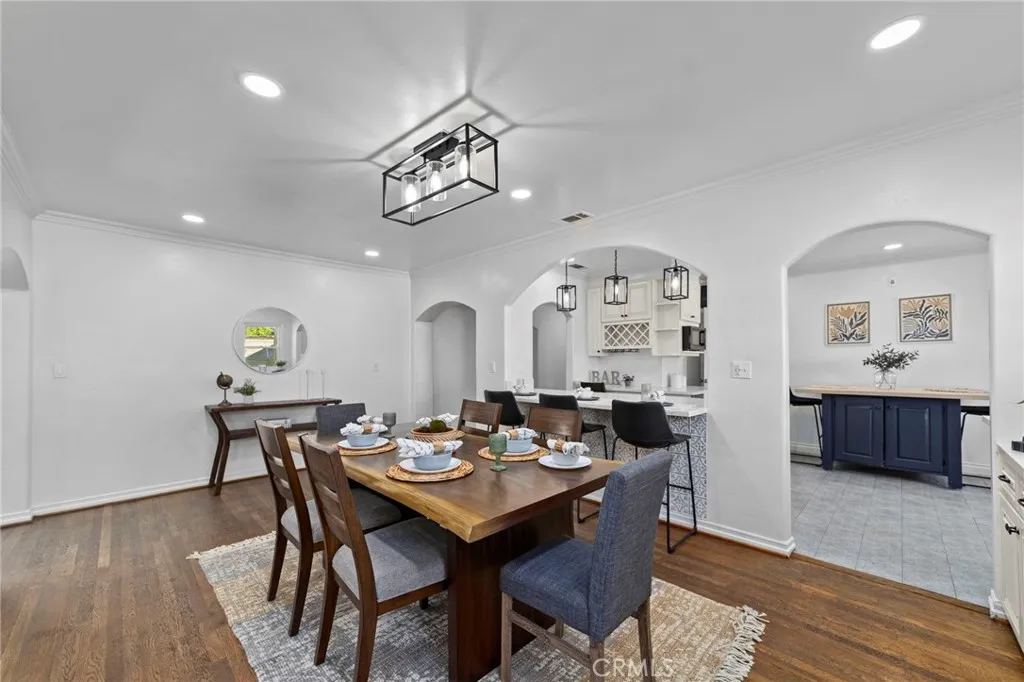 1697 N Allen, Pasadena, California 91104 home-pic-11