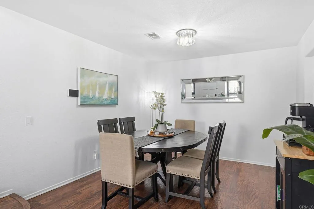 2505 Whispering Palms Loop, Chula Vista, California 91915 home-pic-14