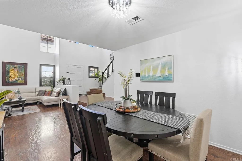 2505 Whispering Palms Loop, Chula Vista, California 91915 home-pic-16