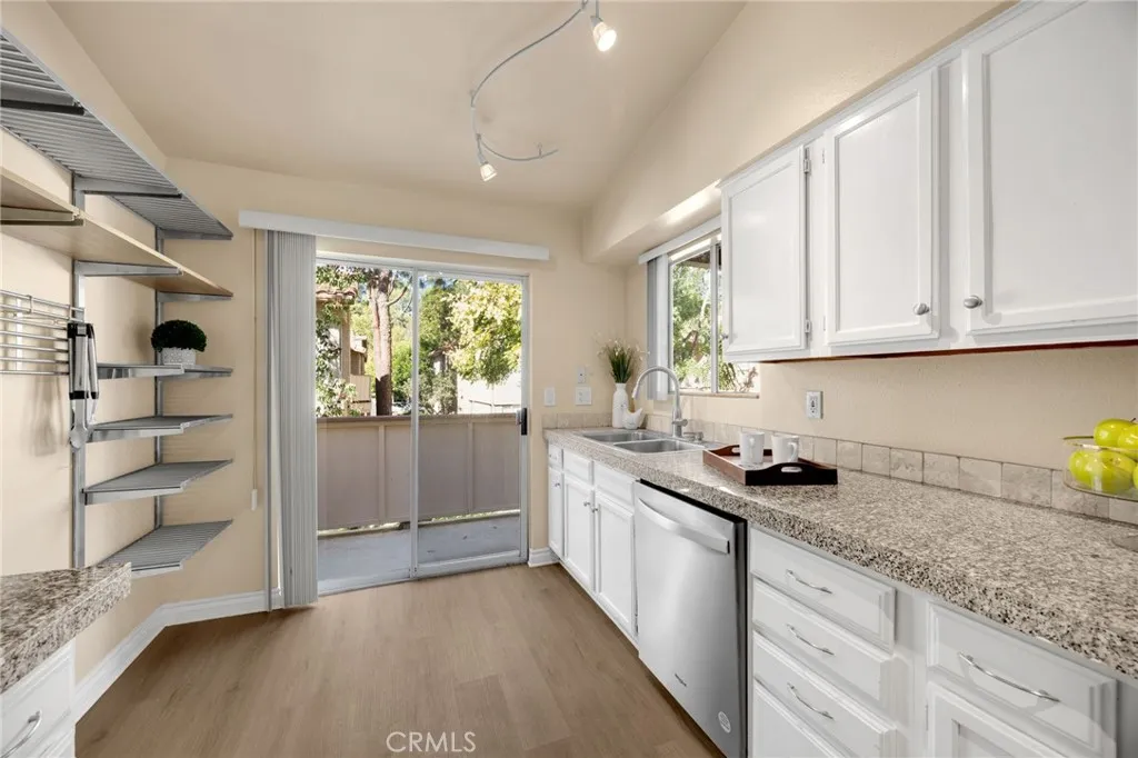 5380 Silver Canyon, Yorba Linda, California 92887 home-pic-11