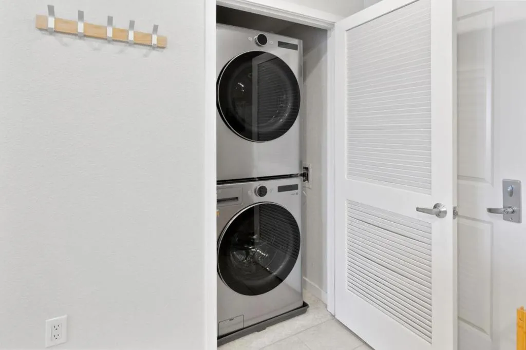 1488 El Camino Real 211, South San Francisco, California 94080 home-pic-11