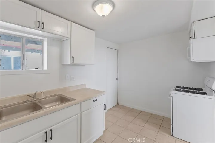 569 W Williams 1, Yermo, California 92398