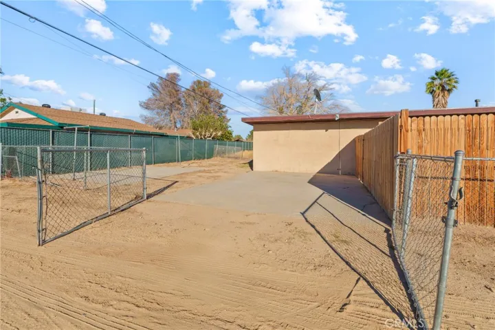 569 W Williams 1, Yermo, California 92398