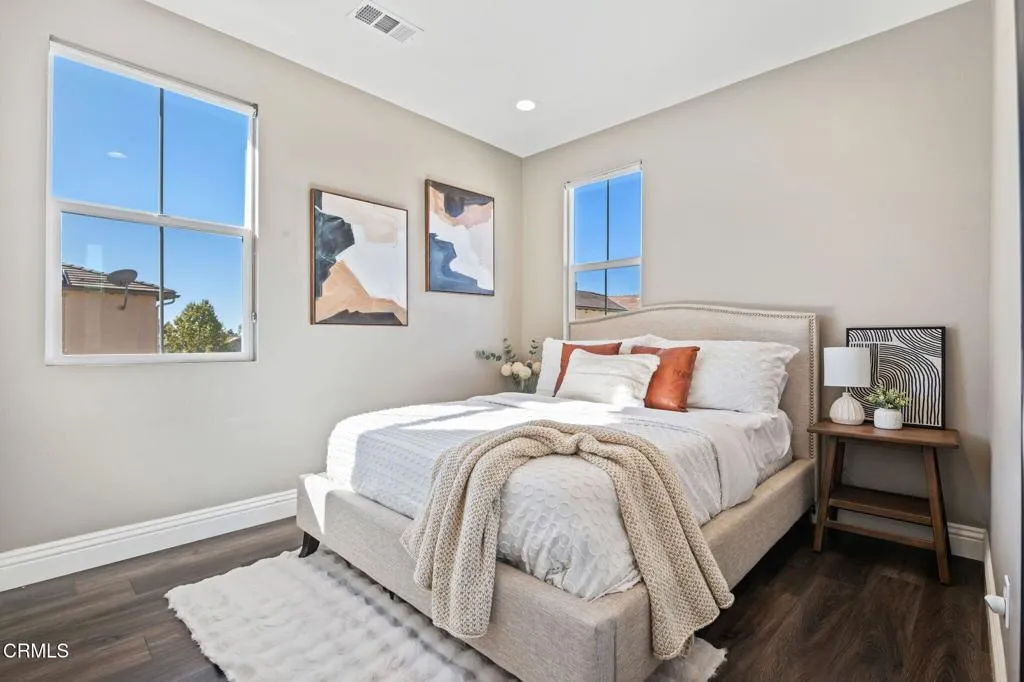 606 Mustang St Street, Camarillo, California 93010 home-pic-12