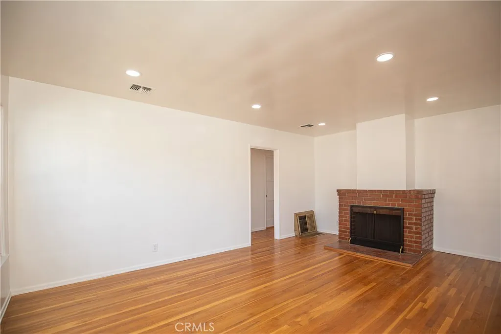 6105 Willowcrest, North Hollywood, California 91606 home-pic-8