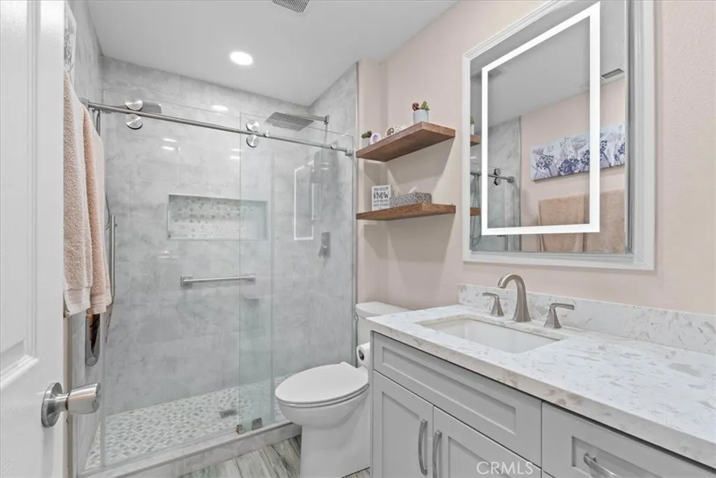 3061 W Comstock Road, San Bernardino, California 92407 home-pic-20