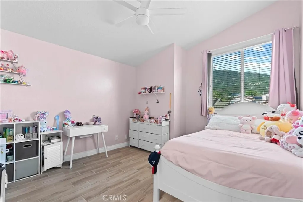 3061 W Comstock Road, San Bernardino, California 92407 home-pic-35