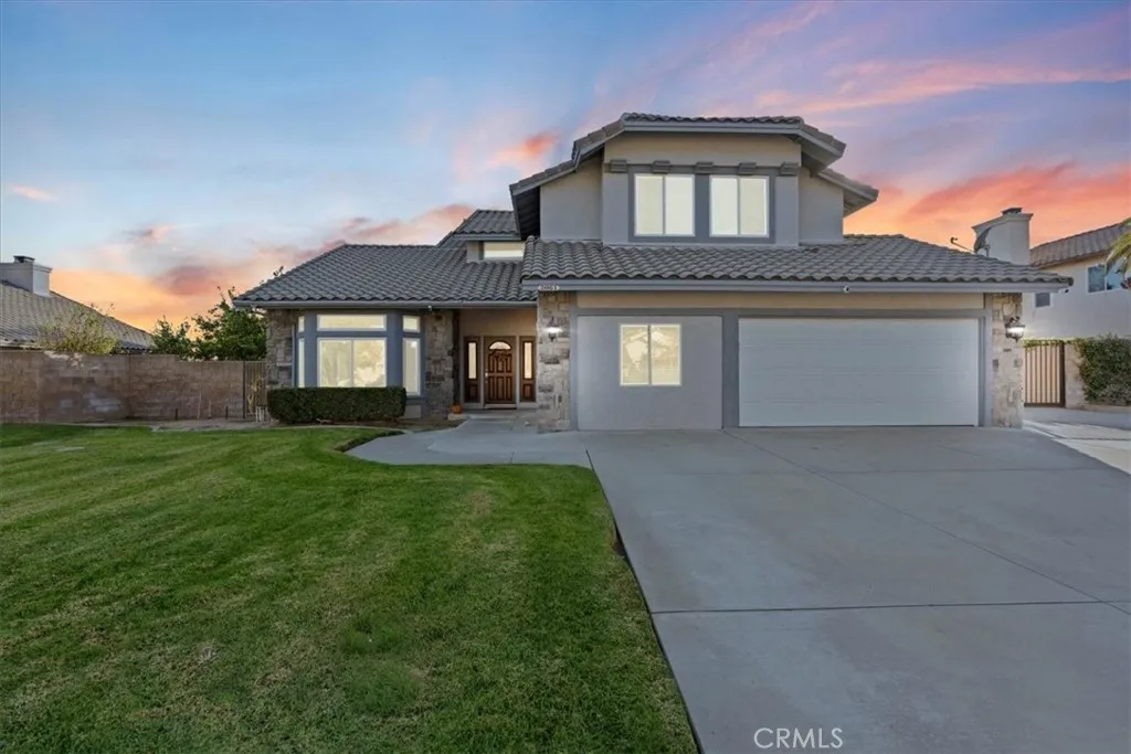 3061 W Comstock Road, San Bernardino, California 92407 home-pic-1