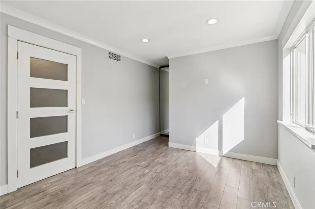 5960 Wilkinson, Valley Village, California 91607 home-pic-17
