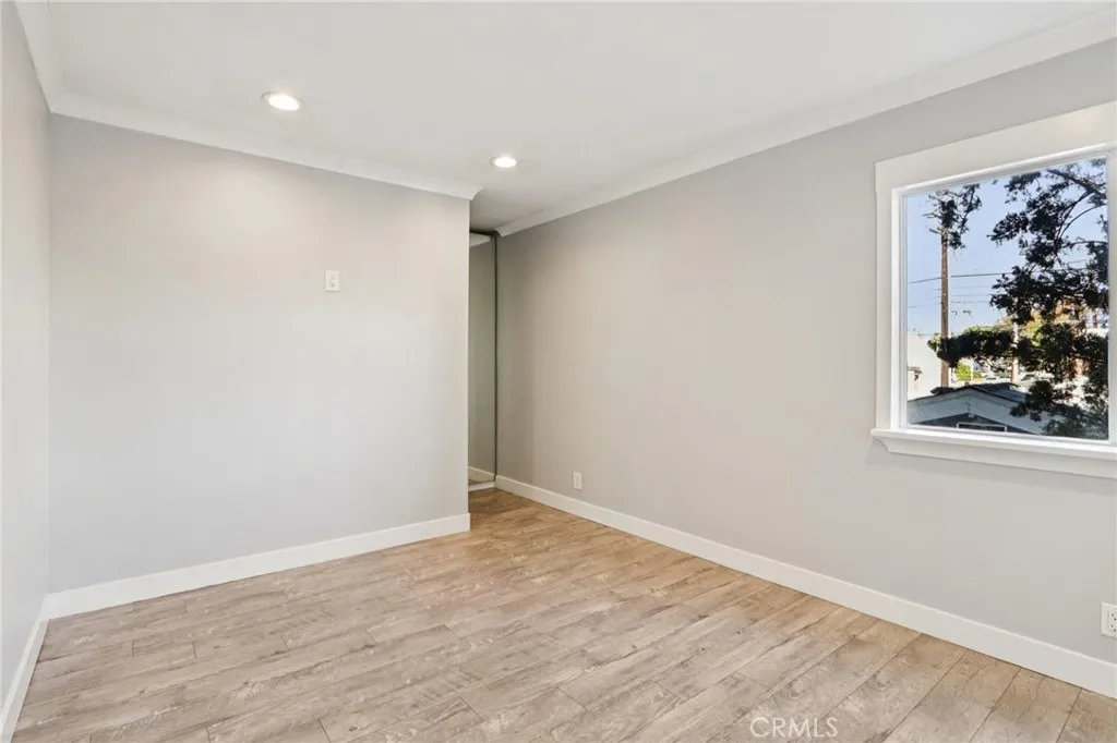 5960 Wilkinson, Valley Village, California 91607 home-pic-12
