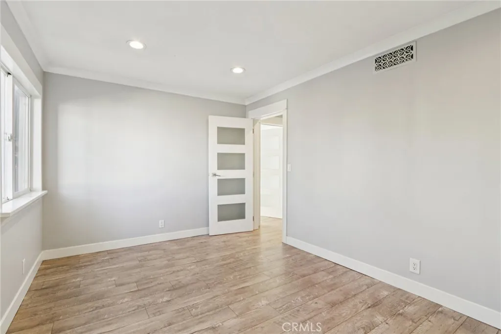 5960 Wilkinson, Valley Village, California 91607 home-pic-13