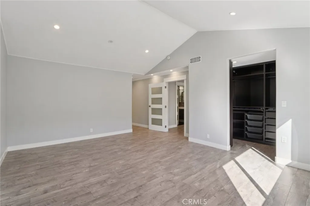 5960 Wilkinson, Valley Village, California 91607 home-pic-19