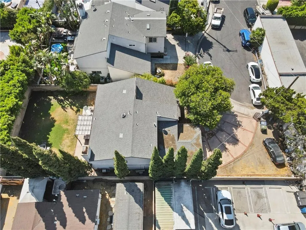 5960 Wilkinson, Valley Village, California 91607 home-pic-28
