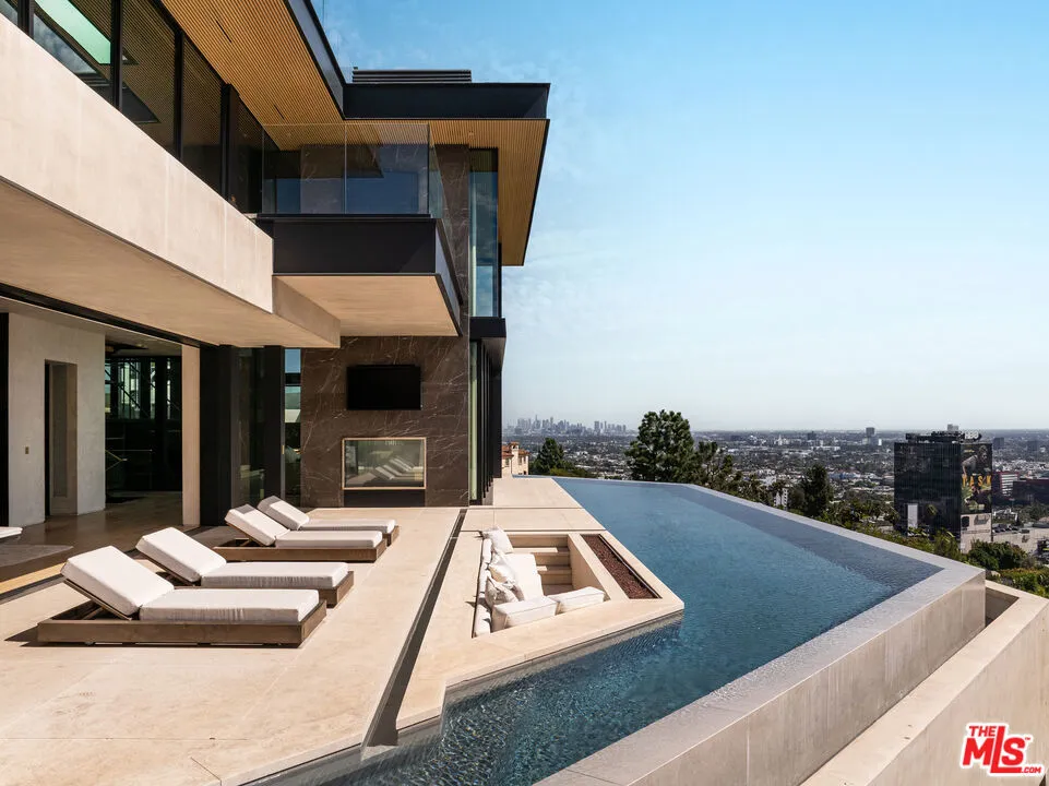 9126 Cordell Drive, Los Angeles, California 90069 home-pic-23