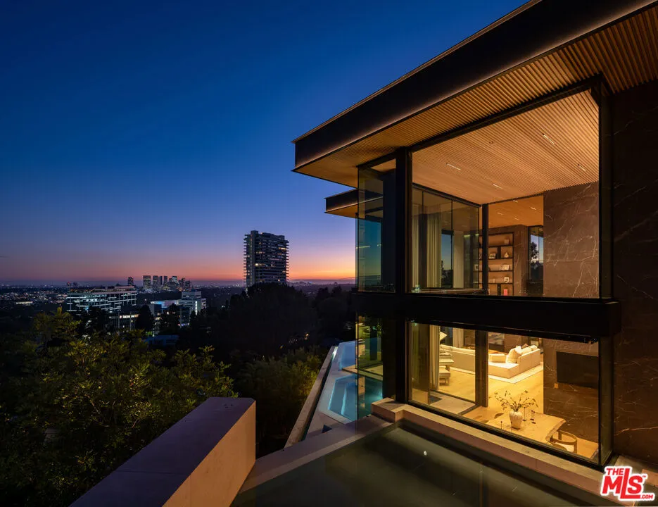9126 Cordell Drive, Los Angeles, California 90069 home-pic-25