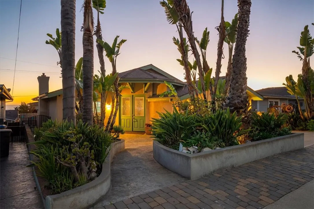 951 Fresno Avenue, Pismo Beach, California 93449 home-pic-45