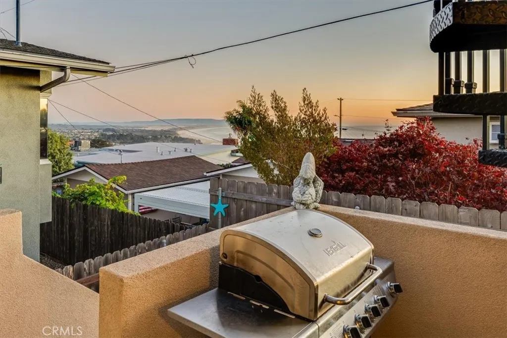 951 Fresno Avenue, Pismo Beach, California 93449 home-pic-36