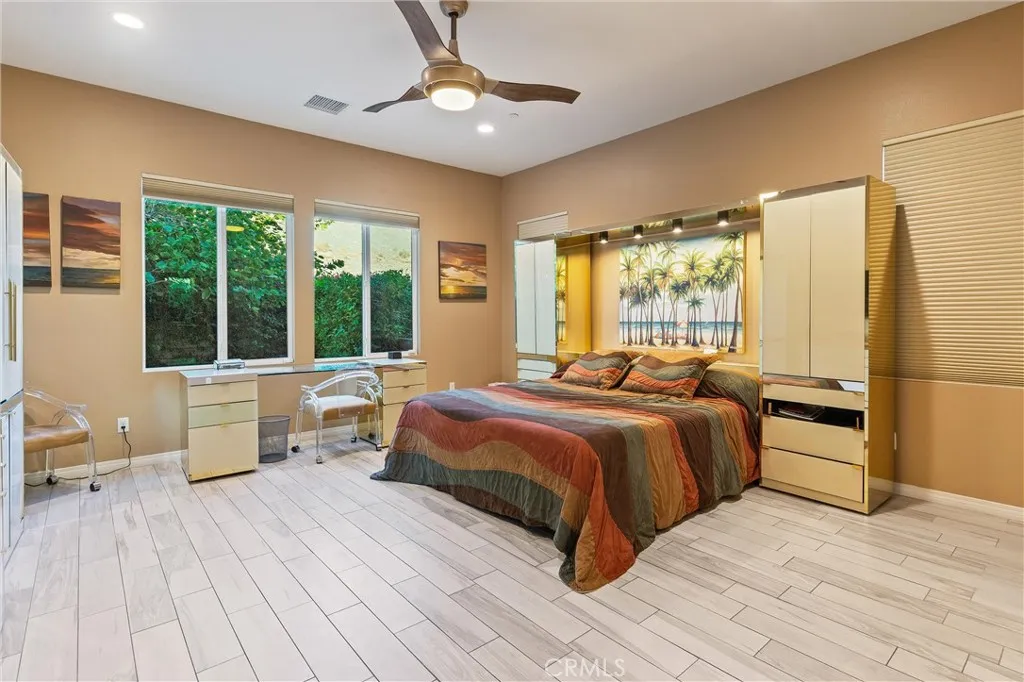 85556 Molvena Drive, Indio, California 92203 home-pic-12