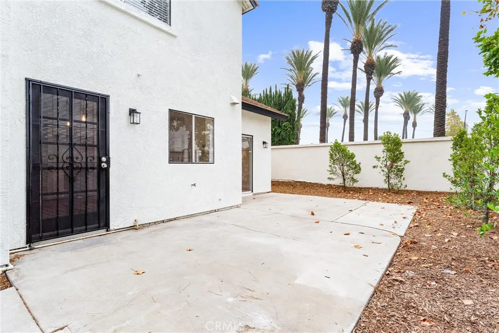 13677 Crawford Court, Fontana, California 92336 home-pic-26