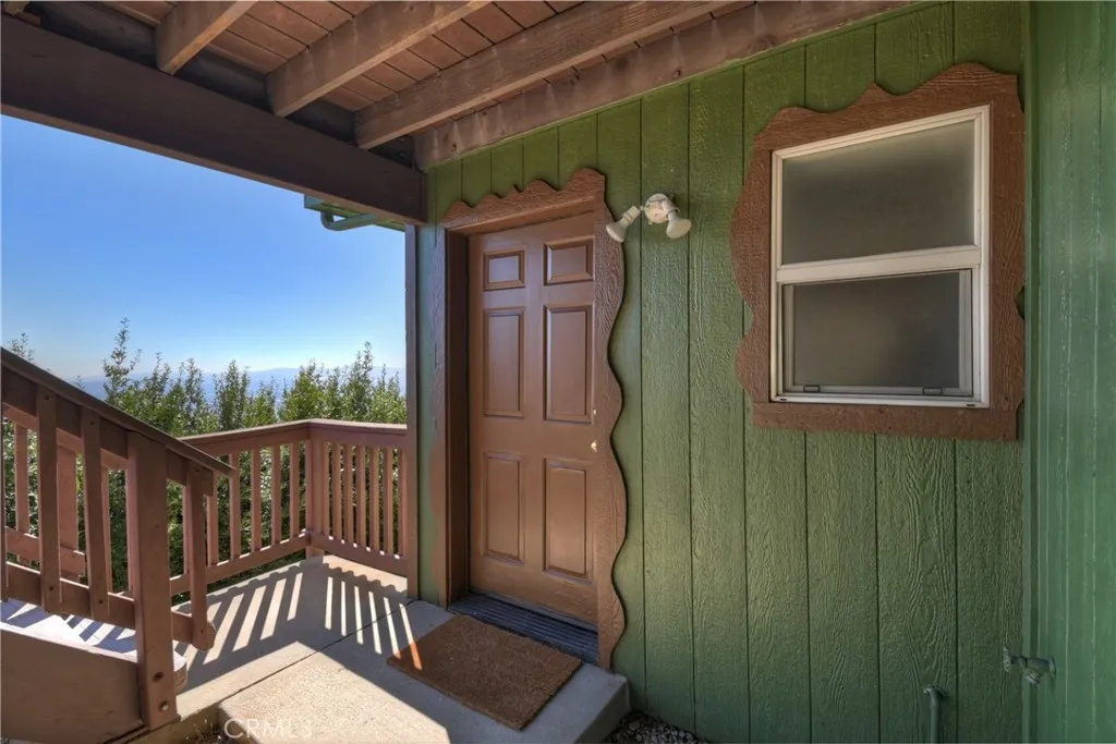23903 Skyland Drive, Crestline, California 92325 home-pic-34