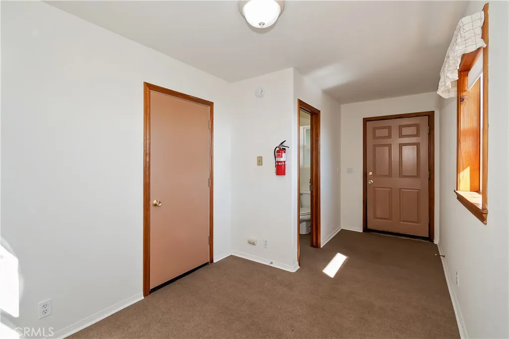 23903 Skyland Drive, Crestline, California 92325 home-pic-37