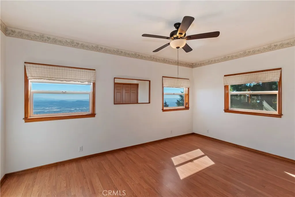 23903 Skyland Drive, Crestline, California 92325 home-pic-23