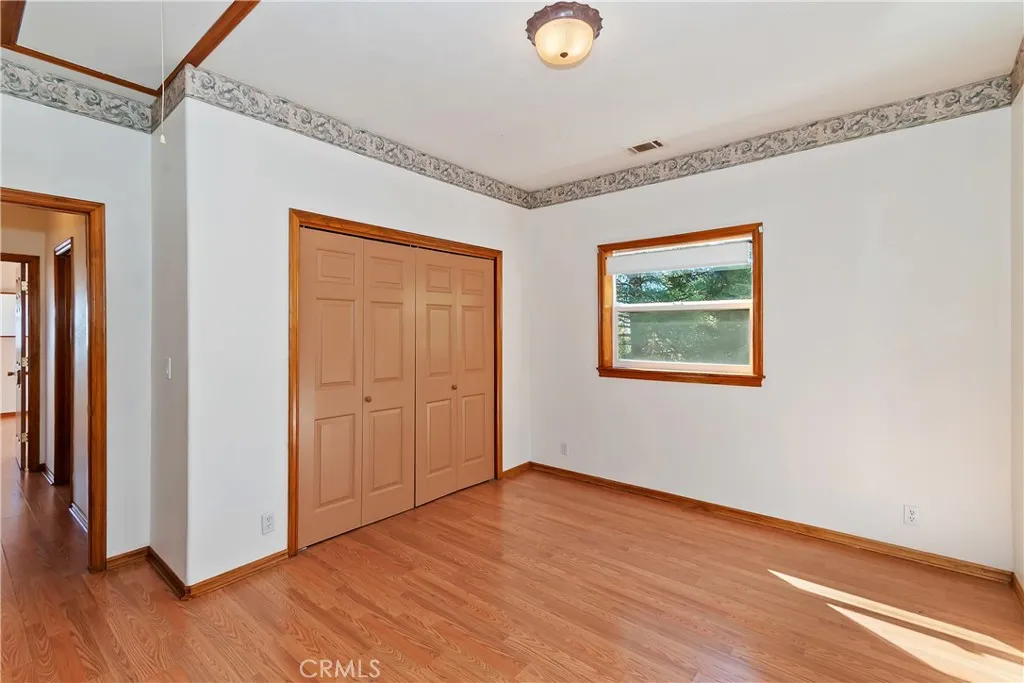 23903 Skyland Drive, Crestline, California 92325 home-pic-30