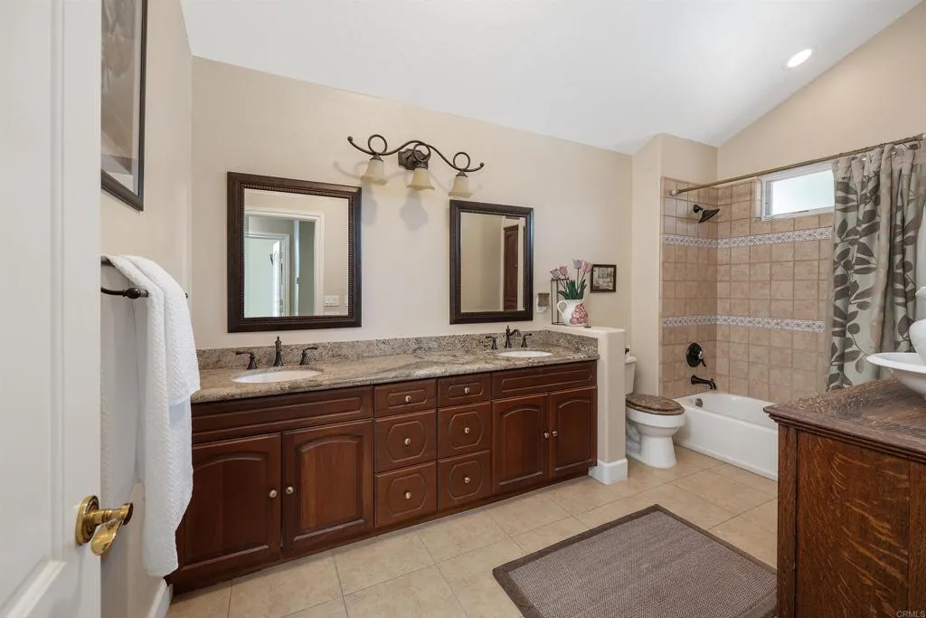 2016 S Grade Road, Alpine, California 91901 home-pic-15