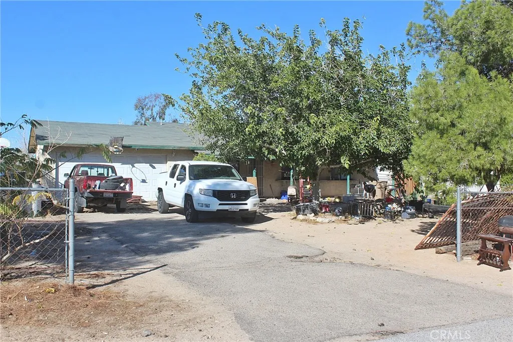 9030 Roble, Hesperia, California 92345 home-pic-1