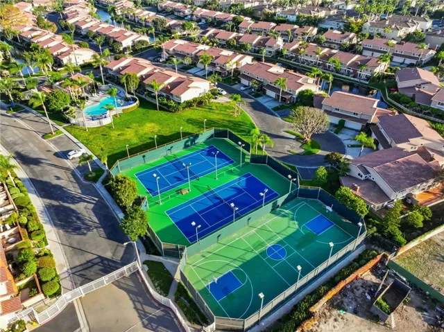 7826 Sailboat 20, Huntington Beach, California 92648