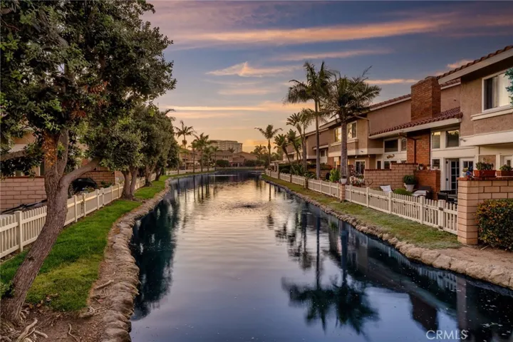 7826 Sailboat 20, Huntington Beach, California 92648