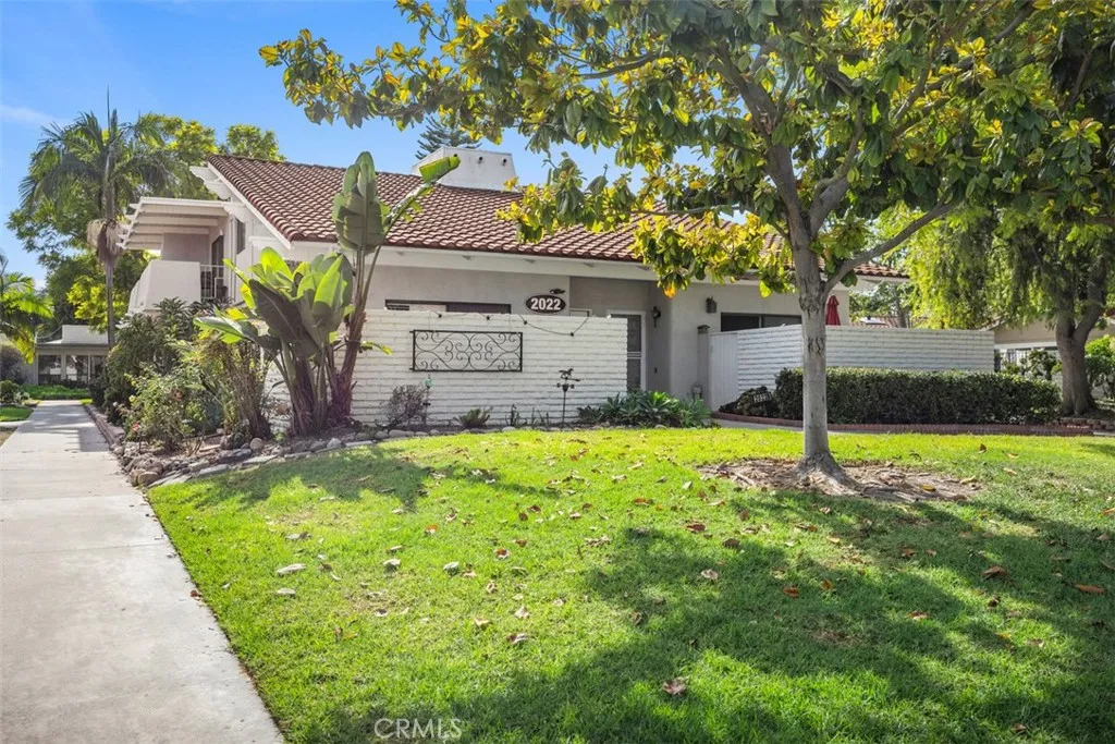 2022 Via Mariposa East C, Laguna Woods, California 92637 home-pic-0