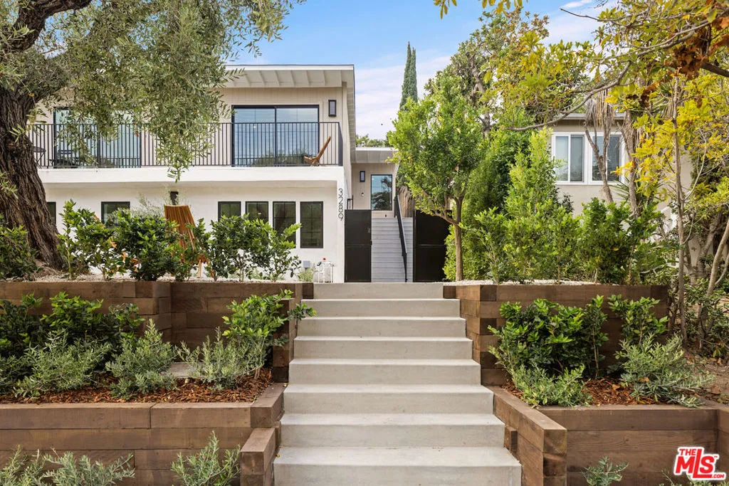 3289 Kelton Avenue, Los Angeles, California 90034 home-pic-5