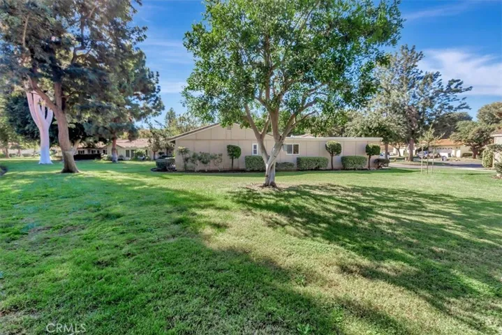 5336 Bahia Blanca W, Laguna Woods, California 92637