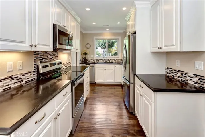 5336 Bahia Blanca W, Laguna Woods, California 92637