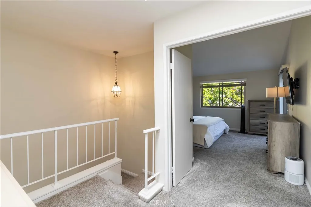 2421 Chandler Avenue 2, Simi Valley, California 93065 home-pic-9