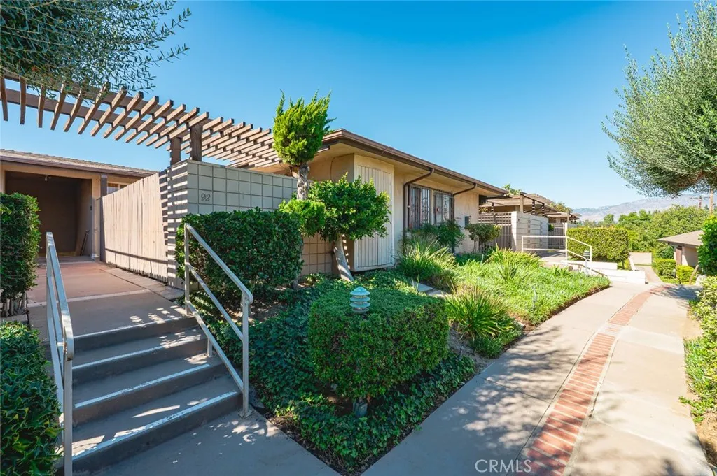 999 E Valley 92, Alhambra, California 91801 home-pic-0
