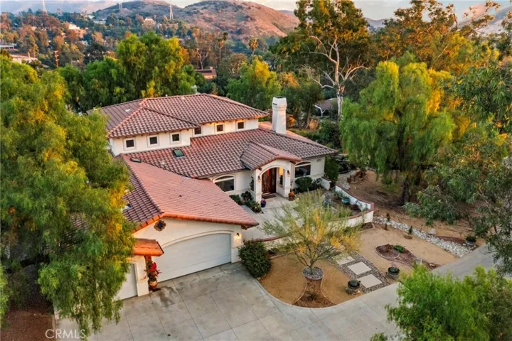 10345 Mcbroom Street, Sunland, California 91040