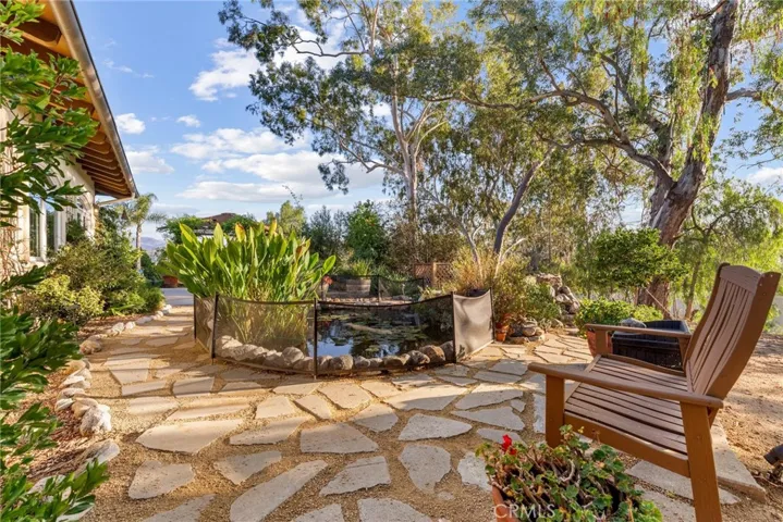 10345 Mcbroom Street, Sunland, California 91040