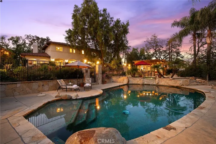 10345 Mcbroom Street, Sunland, California 91040