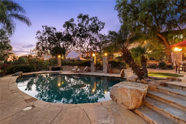 10345 Mcbroom Street, Sunland, California 91040