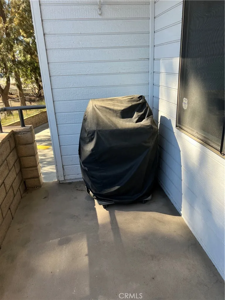 13331 Moorpark Street 110, Sherman Oaks, California 91423 home-pic-17