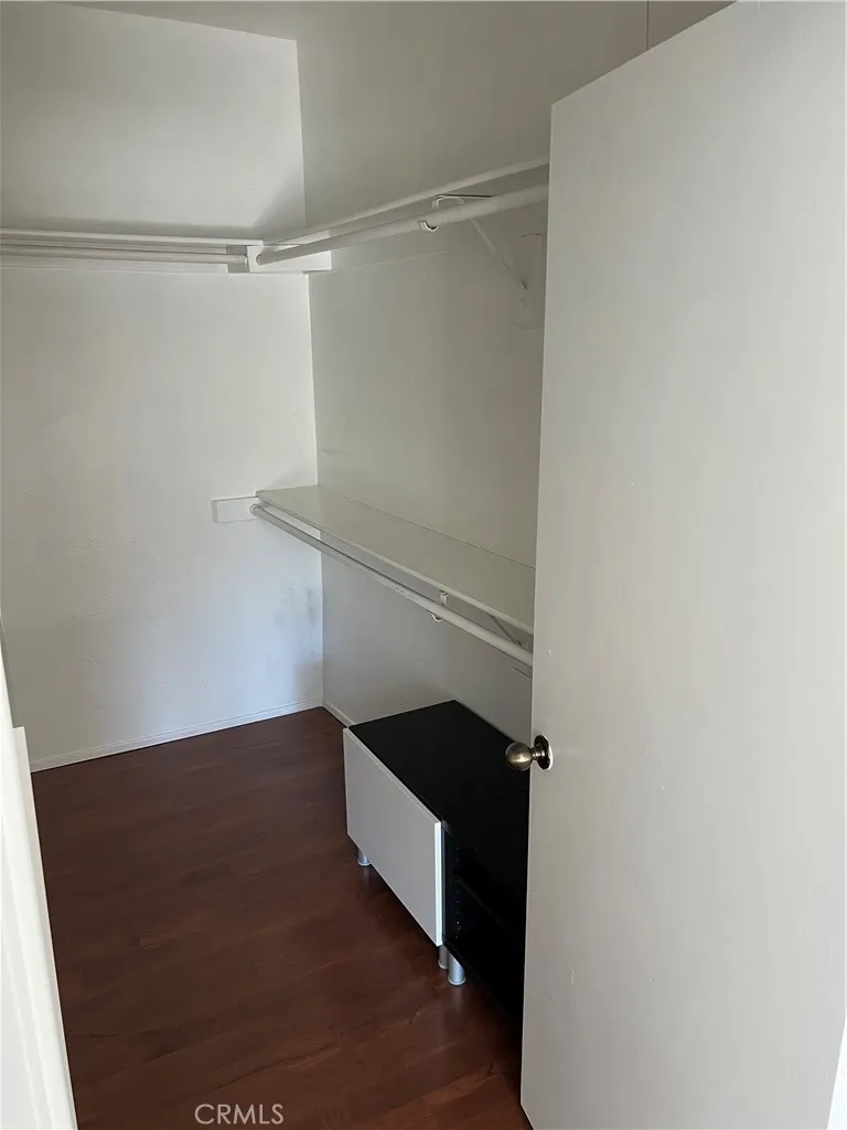 13331 Moorpark Street 110, Sherman Oaks, California 91423 home-pic-26