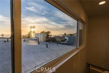 577 S Ramona #e, Laguna Beach, California 92651