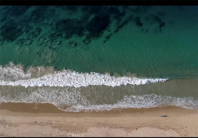 Pacific Ocean as your front yard