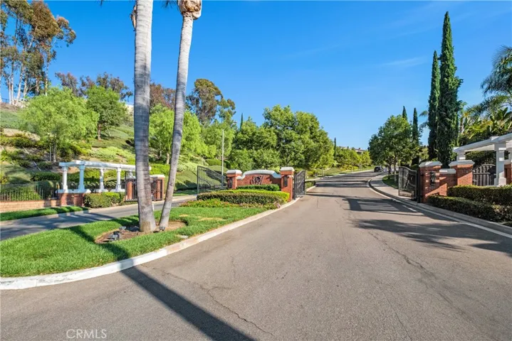 27541 Manor Hill Road, Laguna Niguel, California 92677